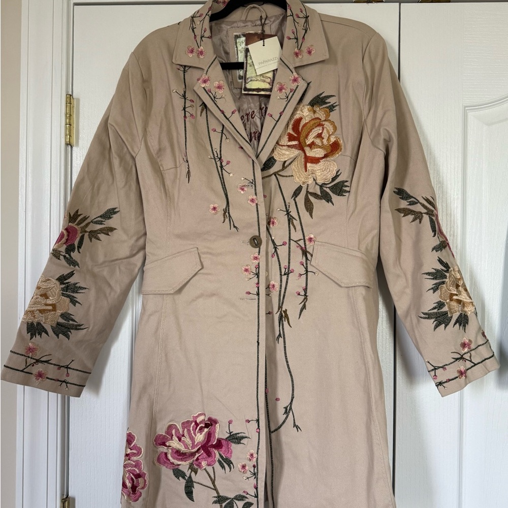 Gorgeous Embroidered Floral Beige Coat